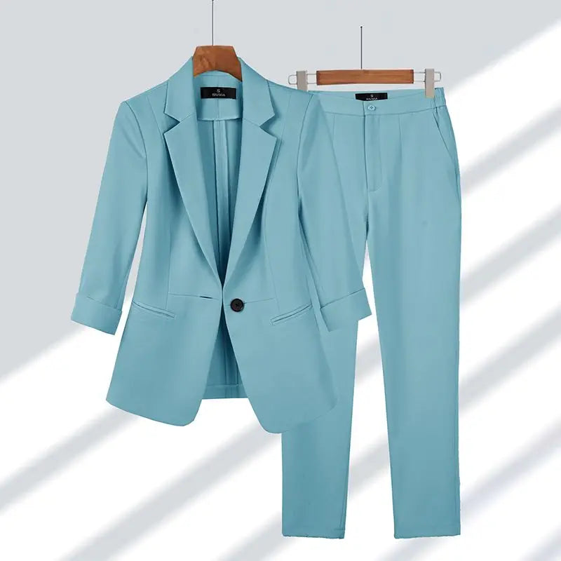Women’s Suit Set – Tailored Fit Blazer & Trousers – Single Button – Formal Wear