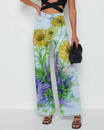 Women’s Jeans – High Rise – Regular Fit – Distressed – Straight Leg – Floral Print