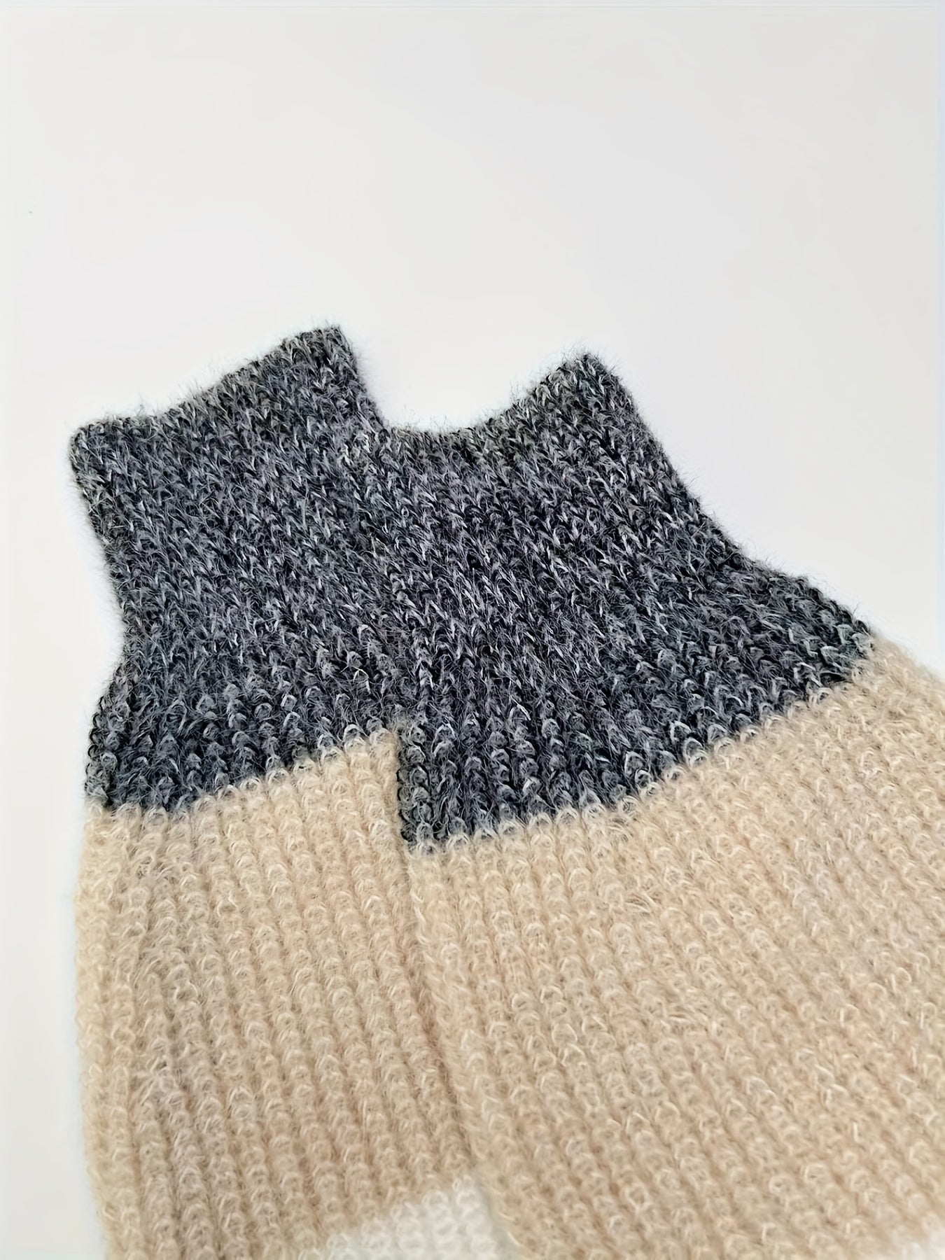 Women's Knit Sweater Dress - Soft Fabric - Relaxed Fit - Long Sleeve Crew Neck