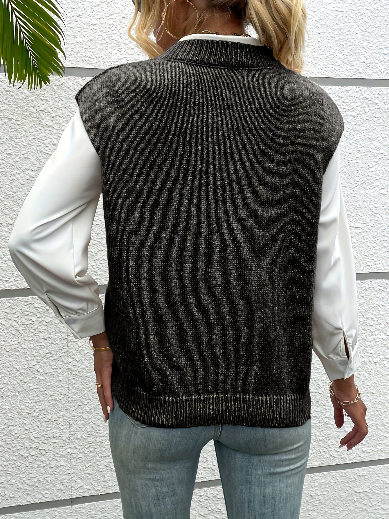 Isla Relaxed Fit Sweater Vest | Ribbed Hip-Length Sweater Vest