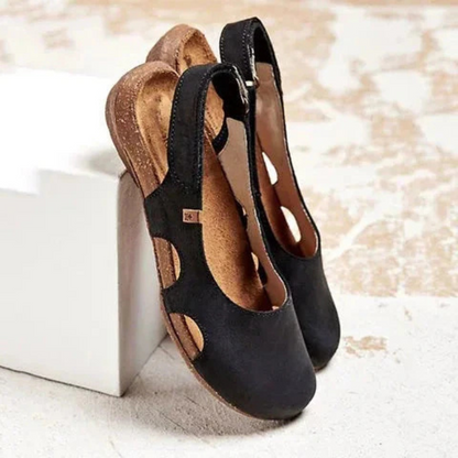Women’s Closed Toe Sandals – Supportive Fit – Breathable Blend – Adjustable Strap
