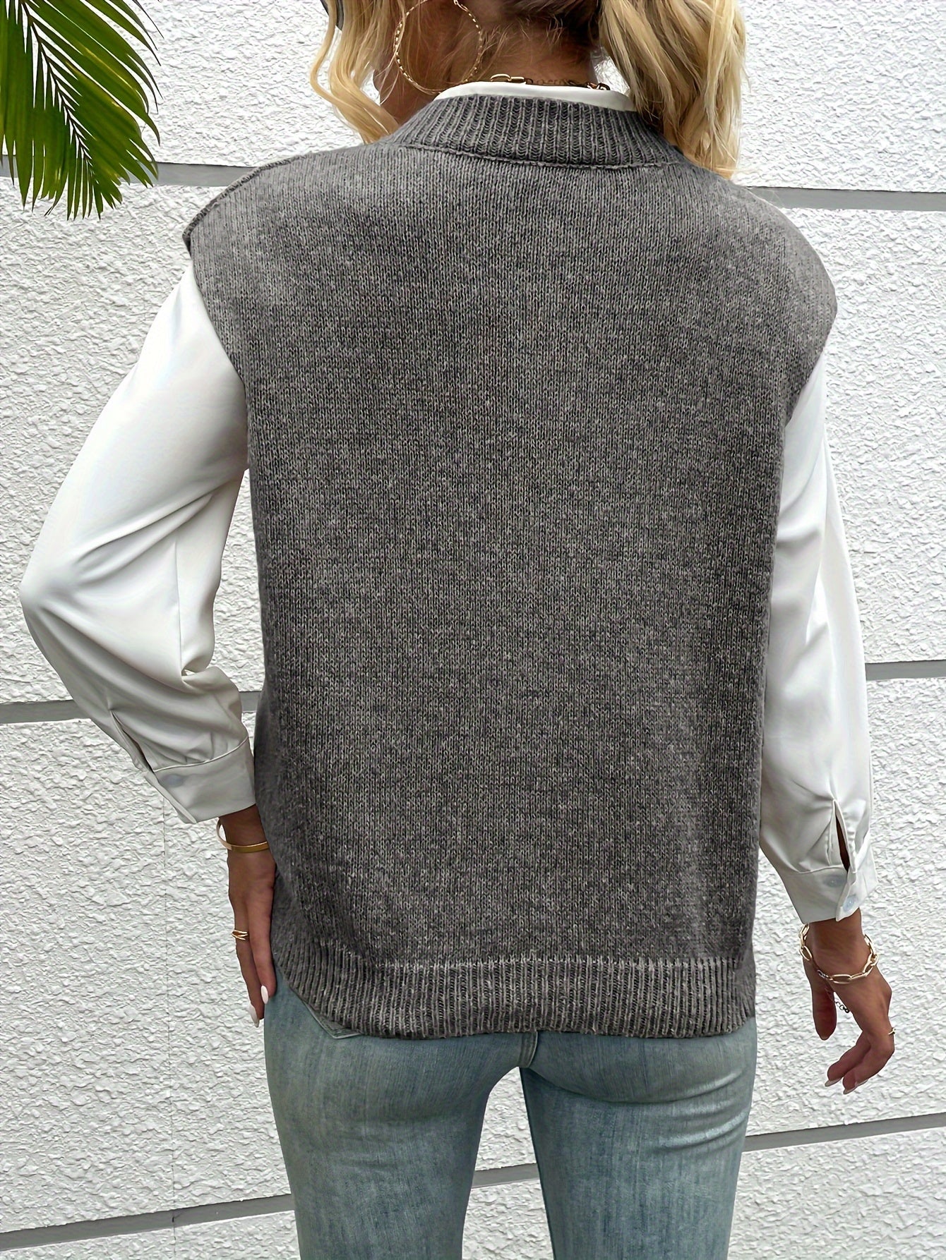 Isla Relaxed Fit Sweater Vest | Ribbed Hip-Length Sweater Vest
