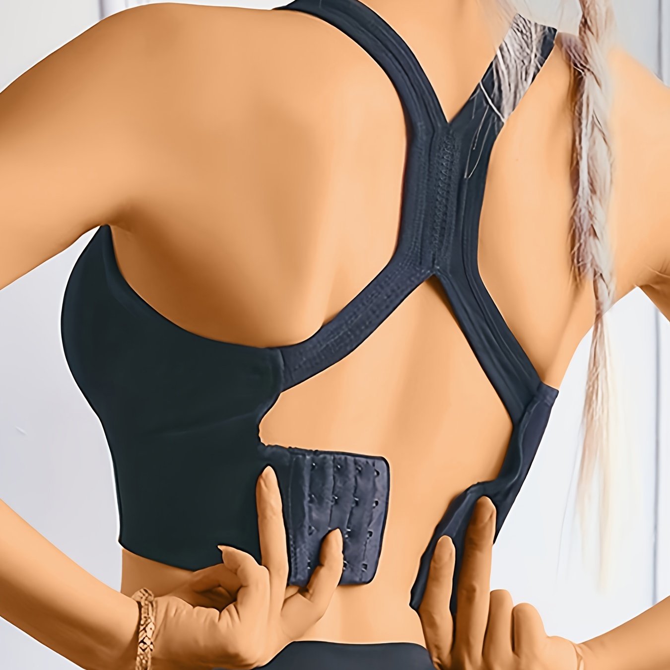 Women’s Sports Bra – Breathable Blend – Medium Support – Seamless Racerback Fit