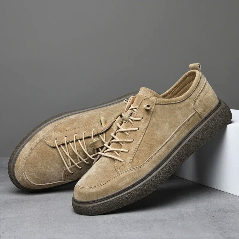 Men’s Low-Top Trainers – Suede Finish – Lace-Up – Cushioned Ankle – Casual Wear