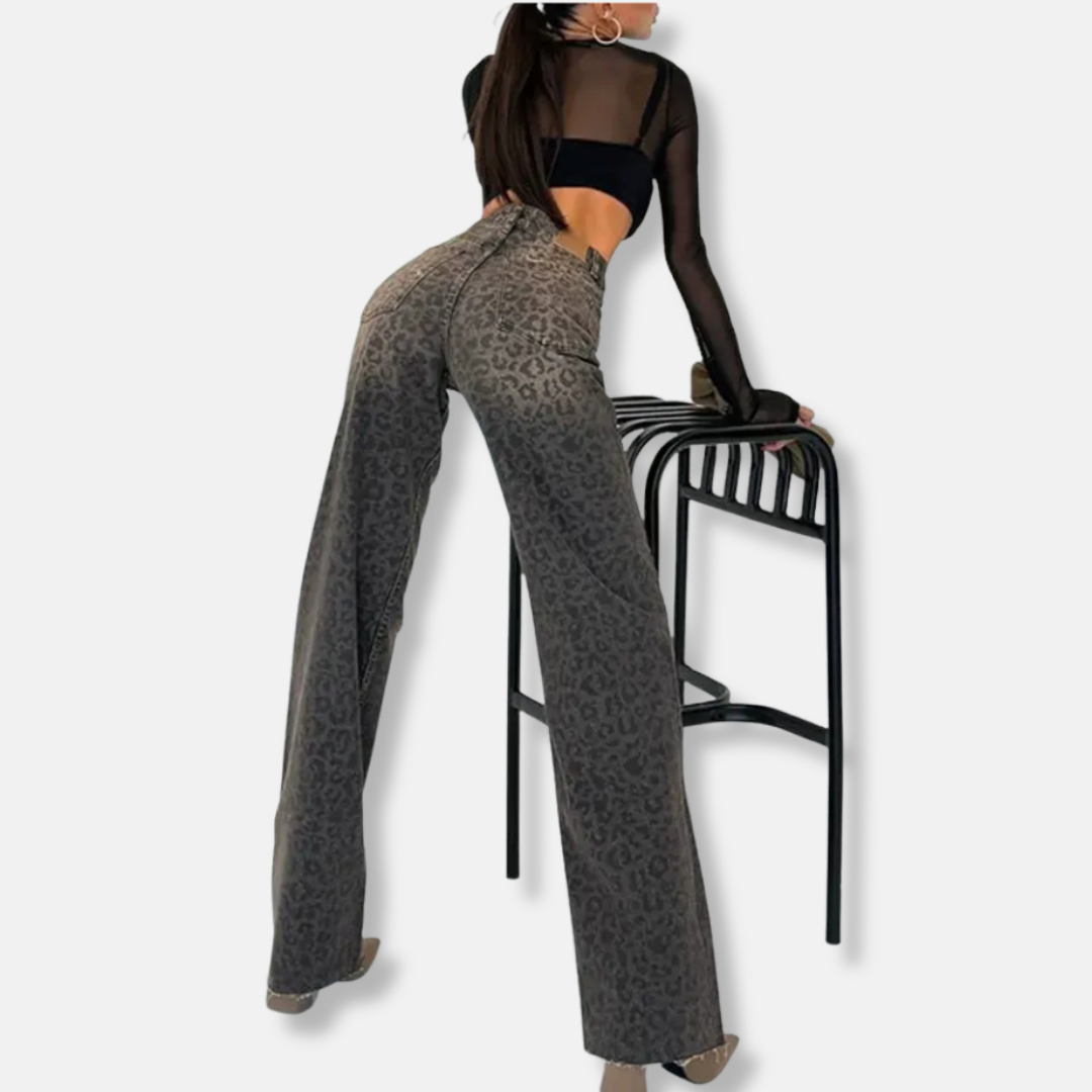 Women’s Jeans – High Waist – Relaxed Fit – Wide Leg – Animal Embossed – Raw Hem