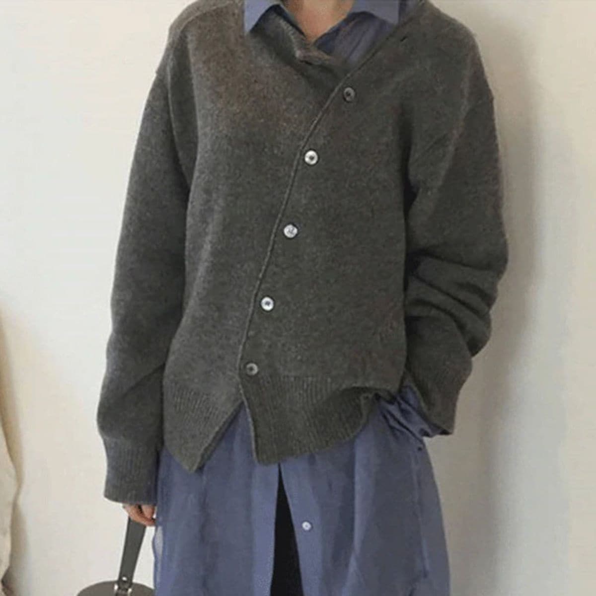 Women’s Sweater – Oversized Fit – Soft Knit – Button Front – Ribbed Trim Casual Style