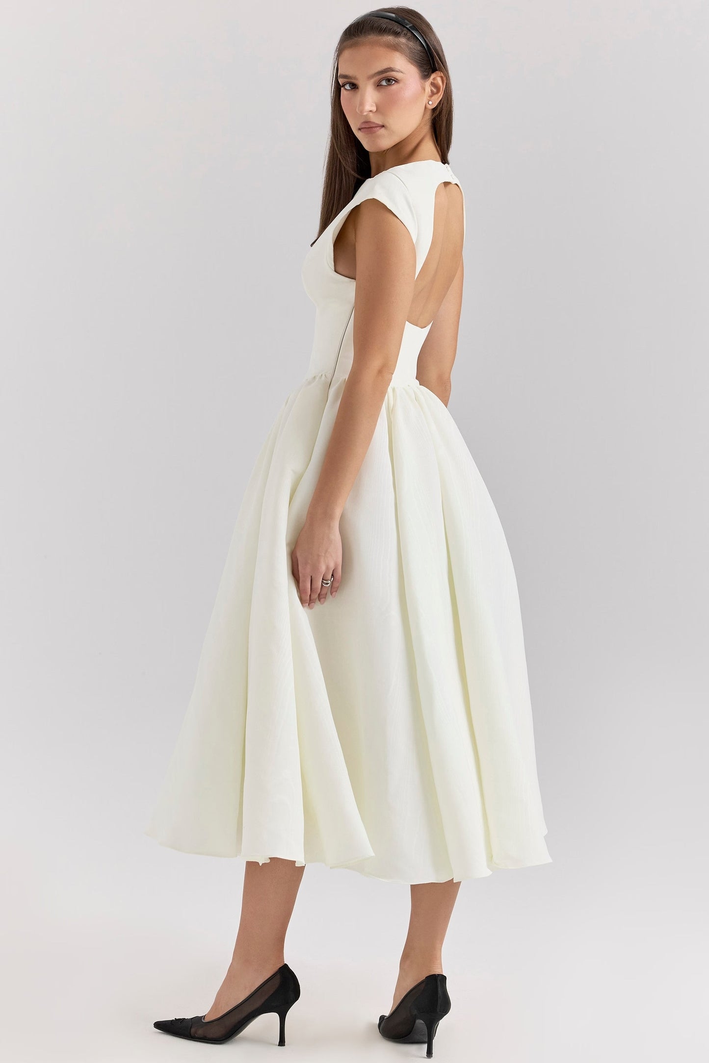Women’s Midi Dress – Satin Finish – A-Line Fit – Sleeveless – High Neck – Formal Wear