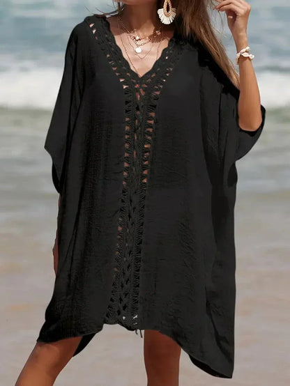 Women’s Kimono – Relaxed Fit – Natural Fibers – V-Neck – Lace Trim – Knee Length