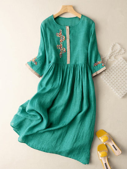 Women’s Midi Dress – Relaxed Fit – Embroidered – 3/4 Sleeve – Natural Fibers