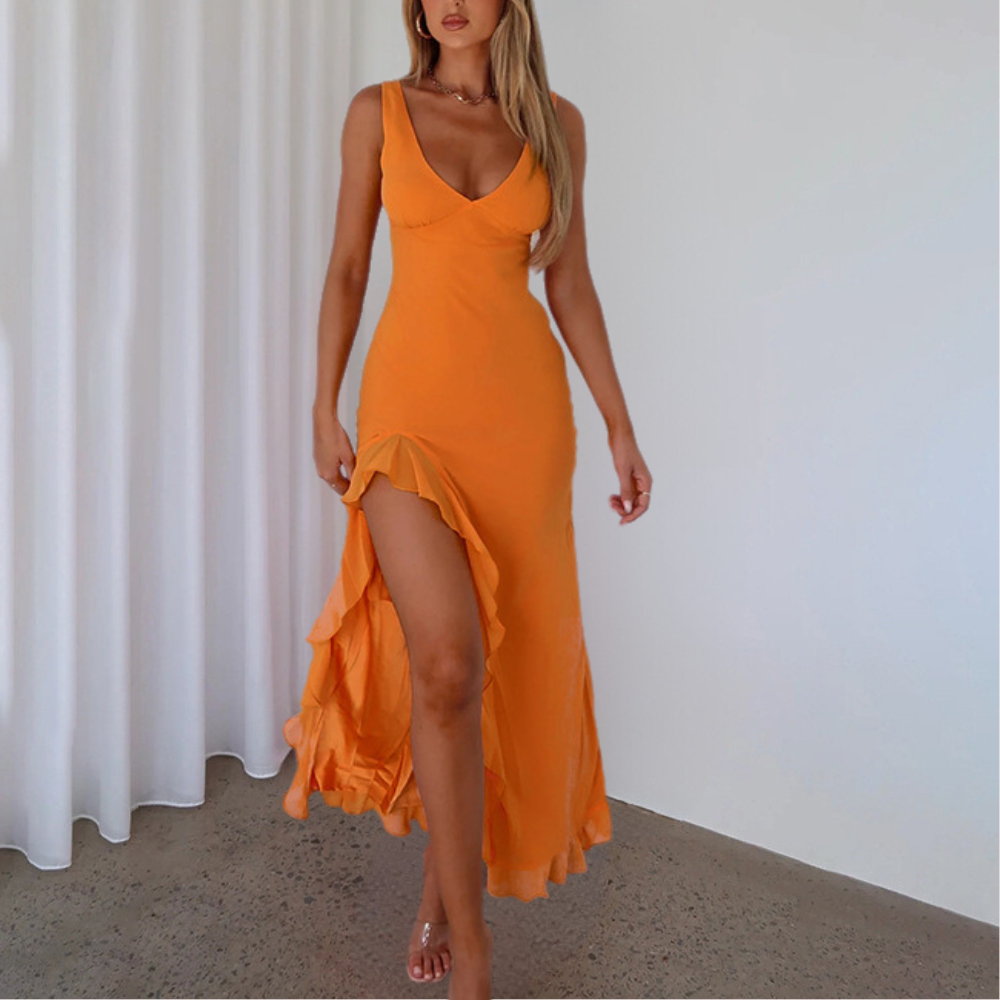 Women’s Evening Dress – Slim Fit – V-Neck Sleeveless – Luxury Fabric – High Slit Gown