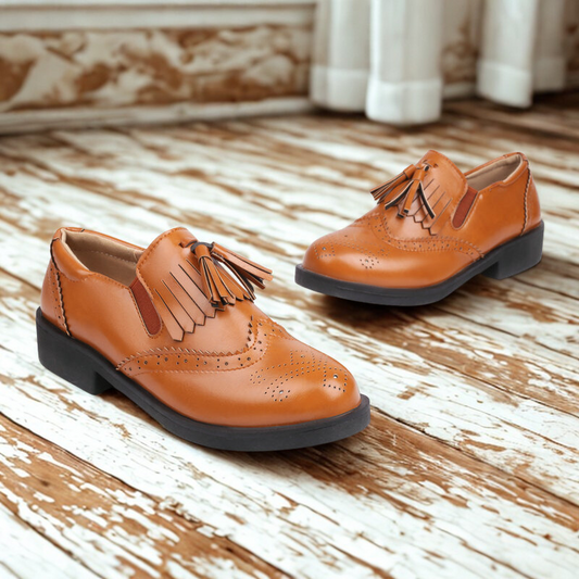 Women’s Loafers – Smooth Leather – Brogue Detailing – Tassel Accent – Slip-On