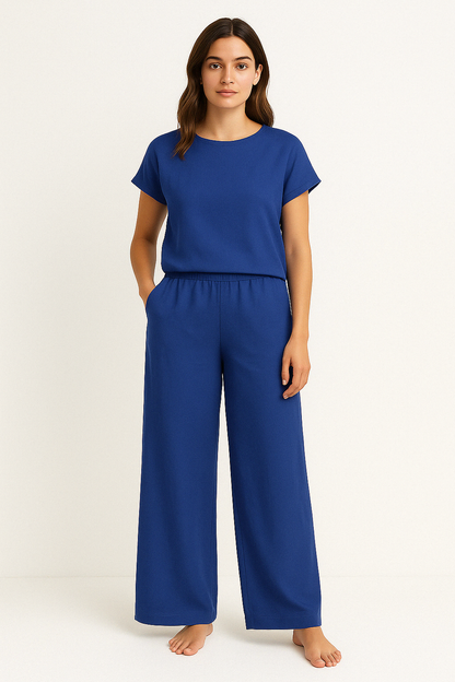 Women’s Two-Piece Set – Relaxed Fit Breathable Blend – Crew Neck Top – Wide-Leg Pants