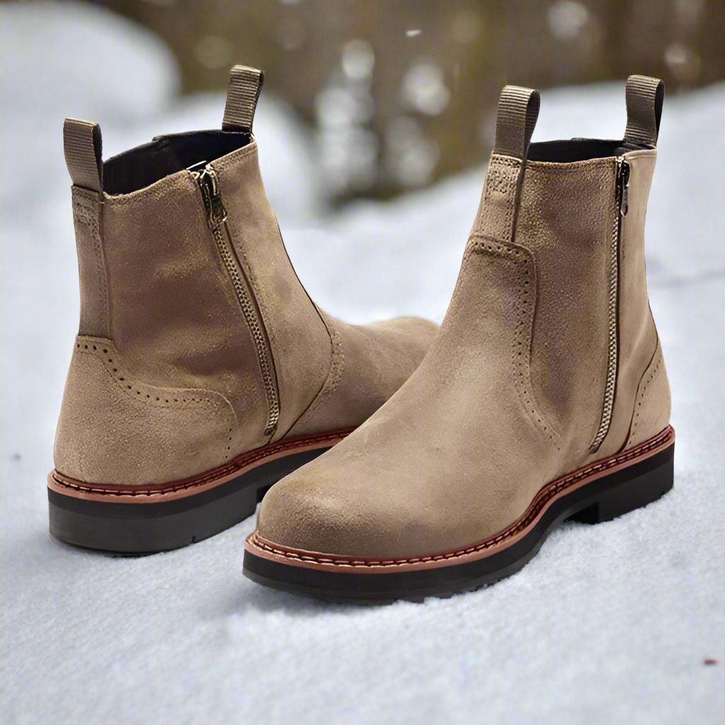 Men’s Chelsea Boots – Streamlined Fit – Leather Feel – Elastic Sides – Rubber Sole