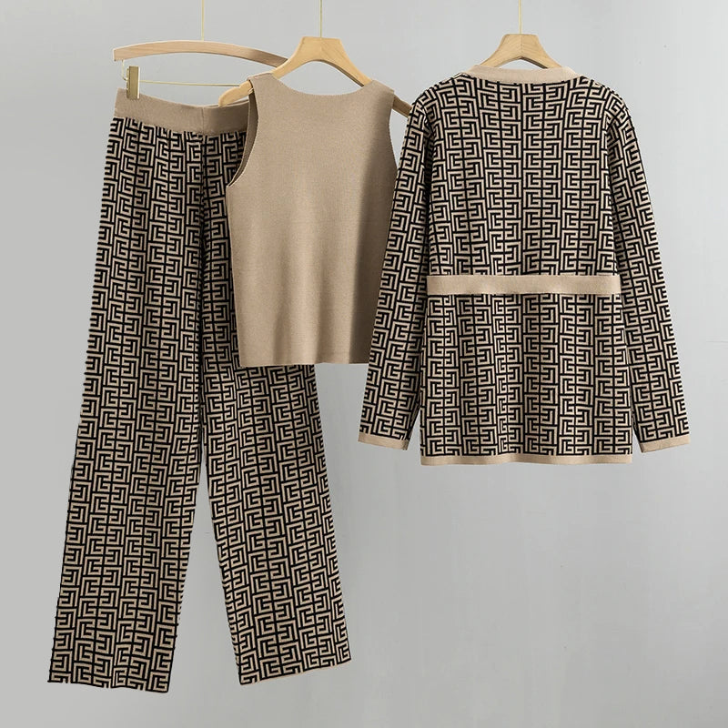 Women’s Knit Co-Ord Set – Slim Fit V-Neck Top – High-Waist Pants – Belted Cardigan