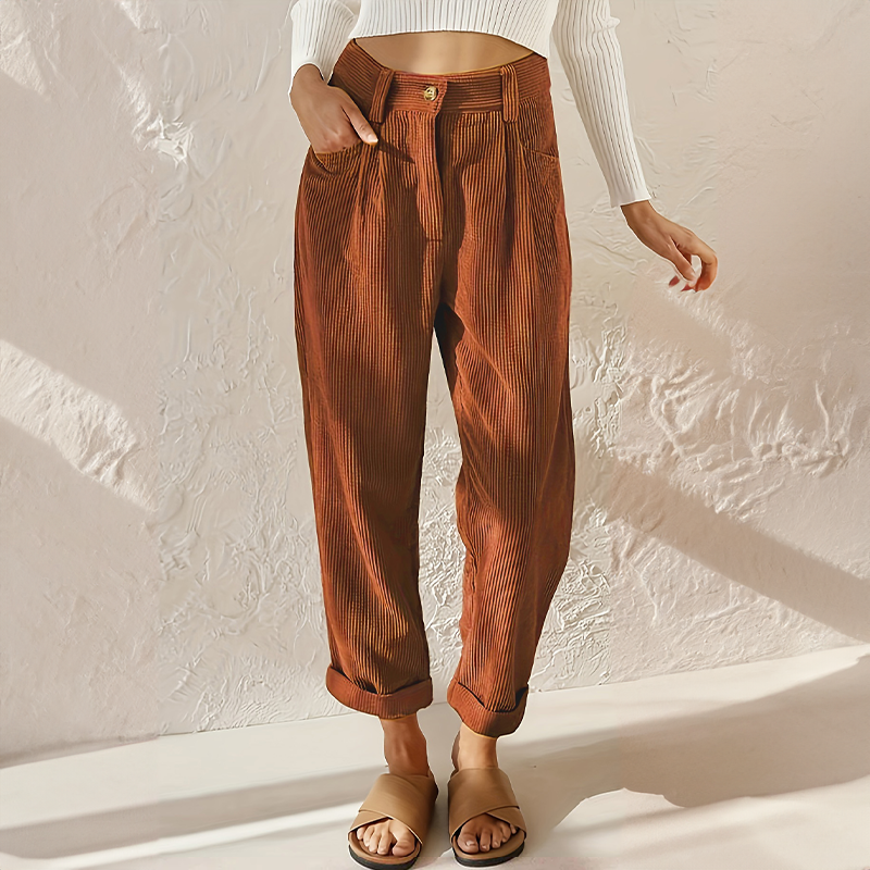 Women’s Tapered Pants – Relaxed Fit – Pleated Front – High Waist – Soft Ribbed Fabric