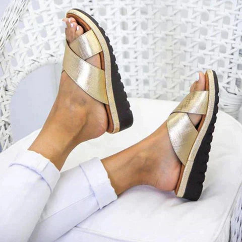 Women’s Sandals – Crisscross Straps – Cushioned Platform Sole – Casual Comfort Fit