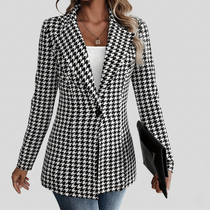 Sophia Blazer | Tailored Fit Notch Lapel Blazer