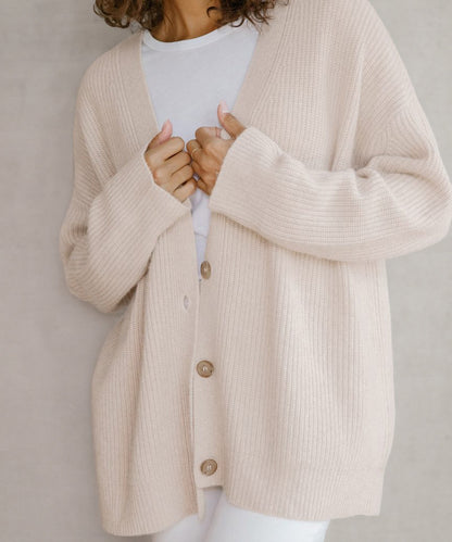 Women’s Cardigan – Oversized Fit – Ribbed Knit – V-Neck – Button Front – Hip Length