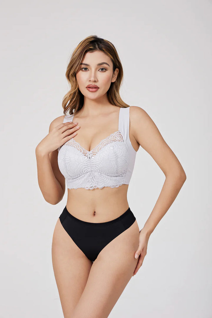 Women’s Bra – Supportive Fit – Lace Detail – Wide Straps – Breathable Blend – Extended Band