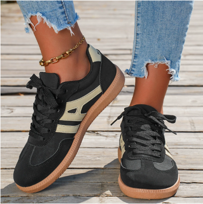 Women’s Casual Sneakers – Low Top – Ergonomic Fit – Lace-Up – Panel Stitch Detail