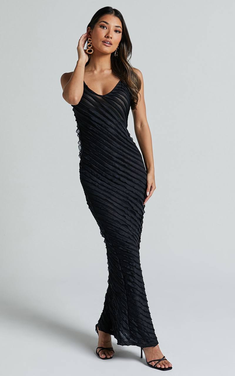 Women’s Evening Maxi Dress – Slim Fit – V-Neck – Strappy – Textured Fabric