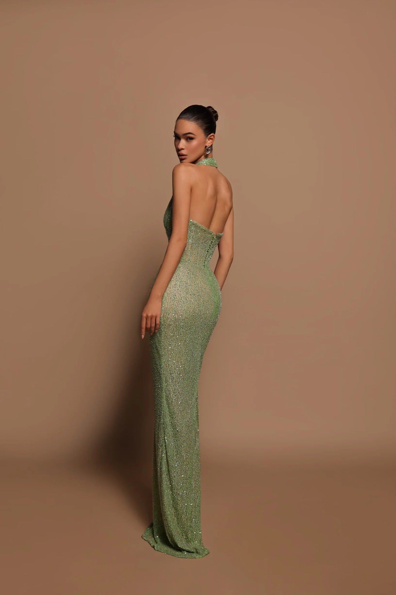 Women’s Evening Gown – Slim Fit – Halter Neck – Backless – Embellished Floor-Length