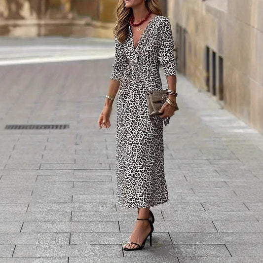 Women’s Long Dress – Tailored Fit – V-Neck – Leopard Print – Ruched Waist – Soft Fabric