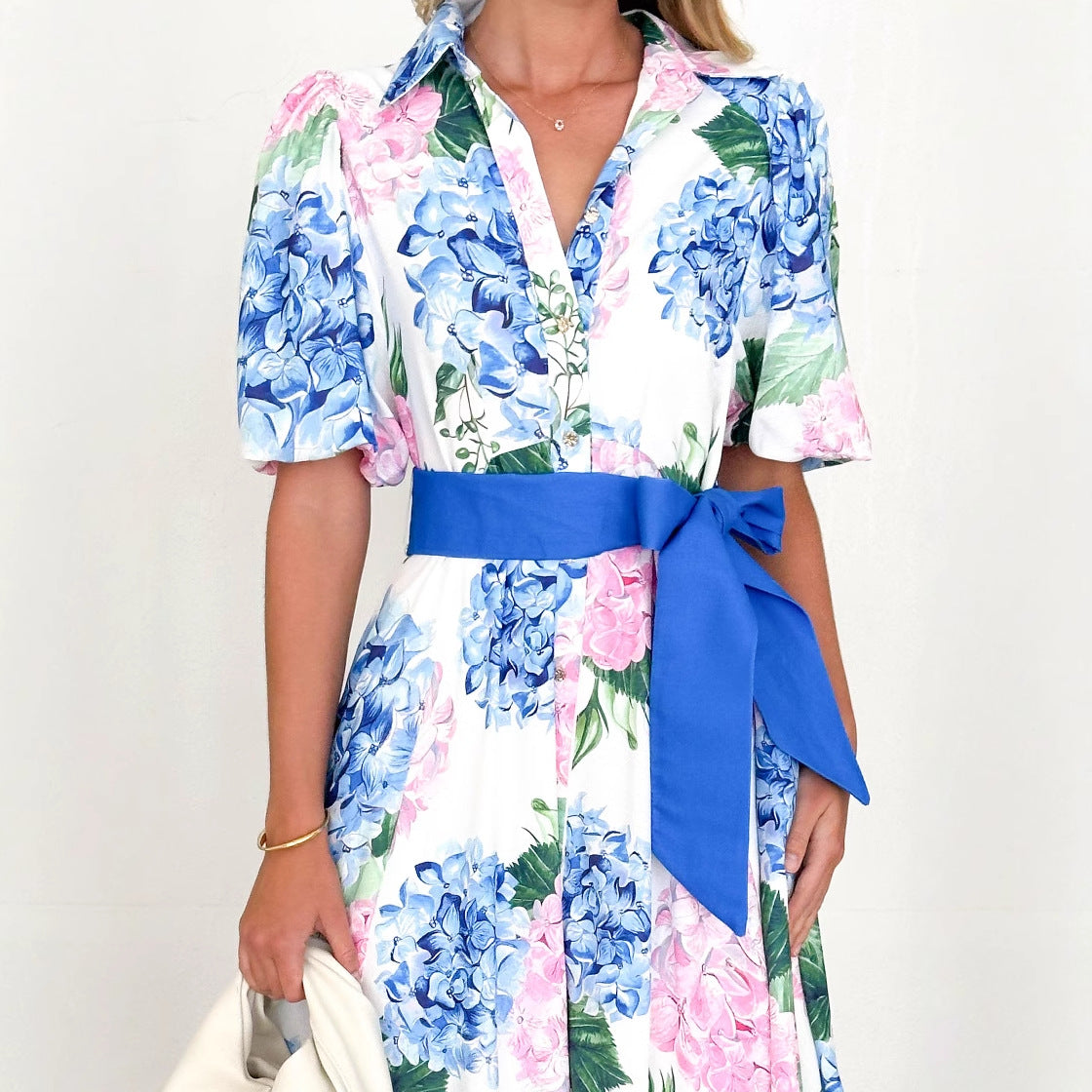 Women’s Maxi Dress – A-Line Fit – Short Sleeve – Floral Print – V-Neck Boho Style