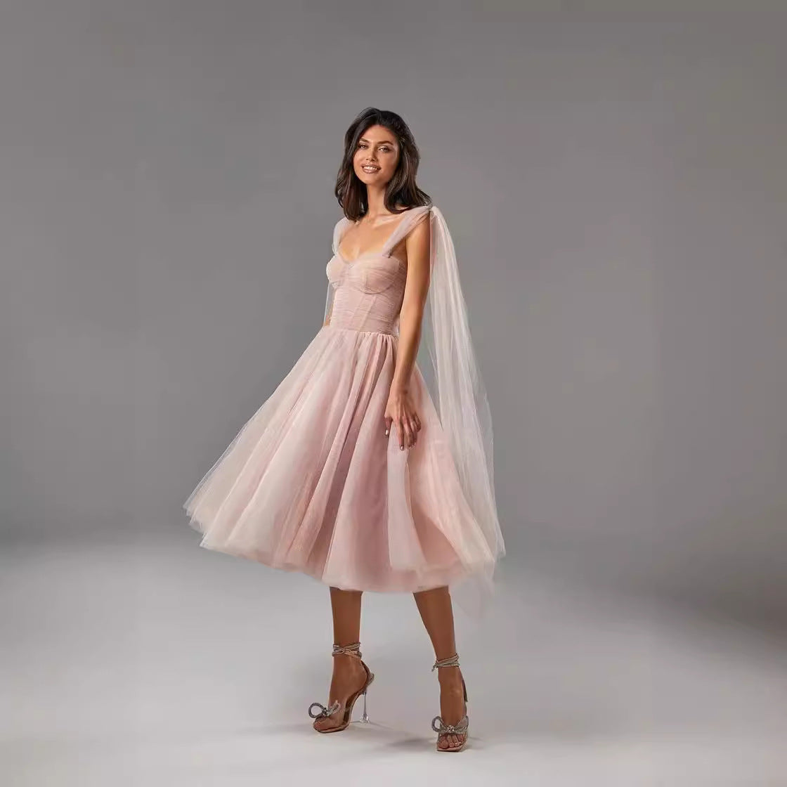 Women’s Evening Dress – A-Line Silhouette – Sheer Overlay – Backless – Fitted Bodice