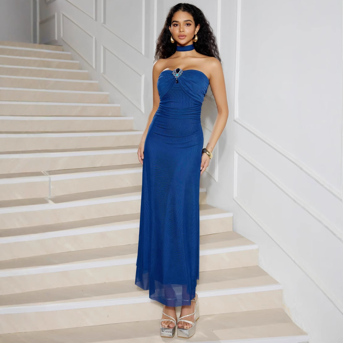 Women’s Evening Gown – Strapless Mesh Overlay – Ruched Bodice – Slim Fit Formal Dress