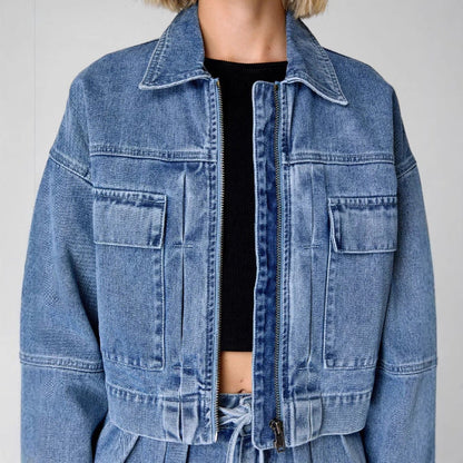 Women’s Denim Jacket – Oversized Fit – Cropped Length – Zip Front – Utility Pockets