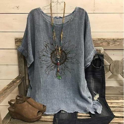 Women’s Graphic T-Shirt – Oversized Fit – Soft Knit – Short Sleeve Casual Wear