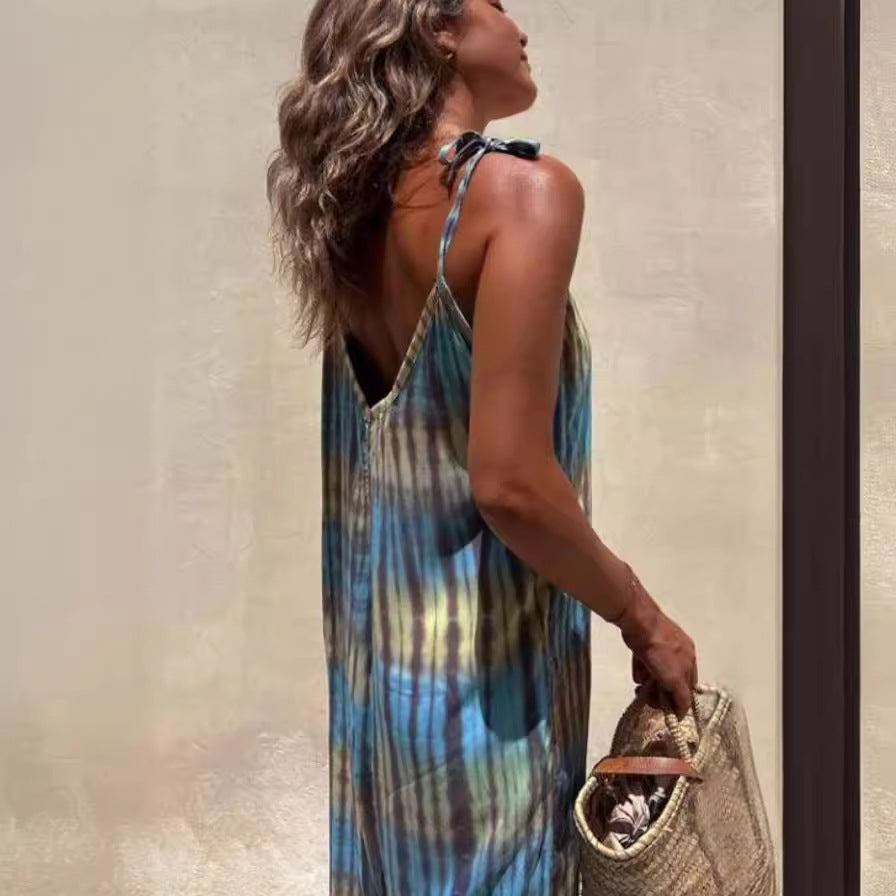 Women’s Jumpsuit – Loose Fit – Adjustable Straps – V-Neck – Striped – Tie Waist