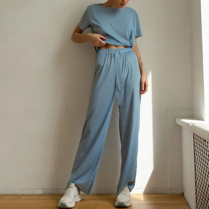 Women’s Lounge Set – Soft Knit – Cropped Top – Wide-Leg Pants – Relaxed Fit
