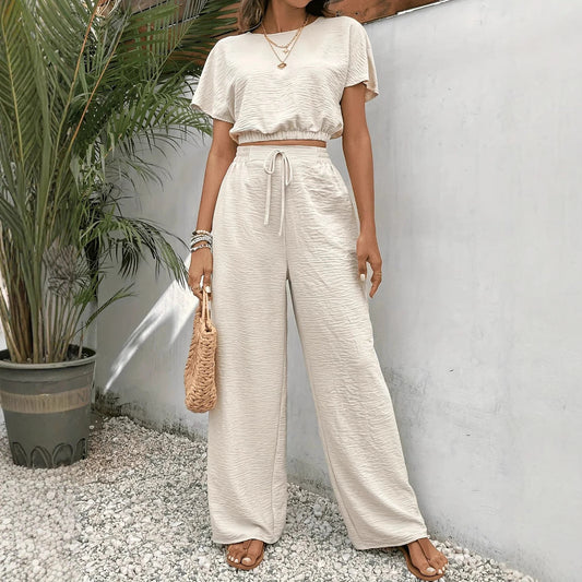 Women’s Two-Piece Set – Relaxed Fit Crop Top with Batwing Sleeves – Wide-Leg Pants