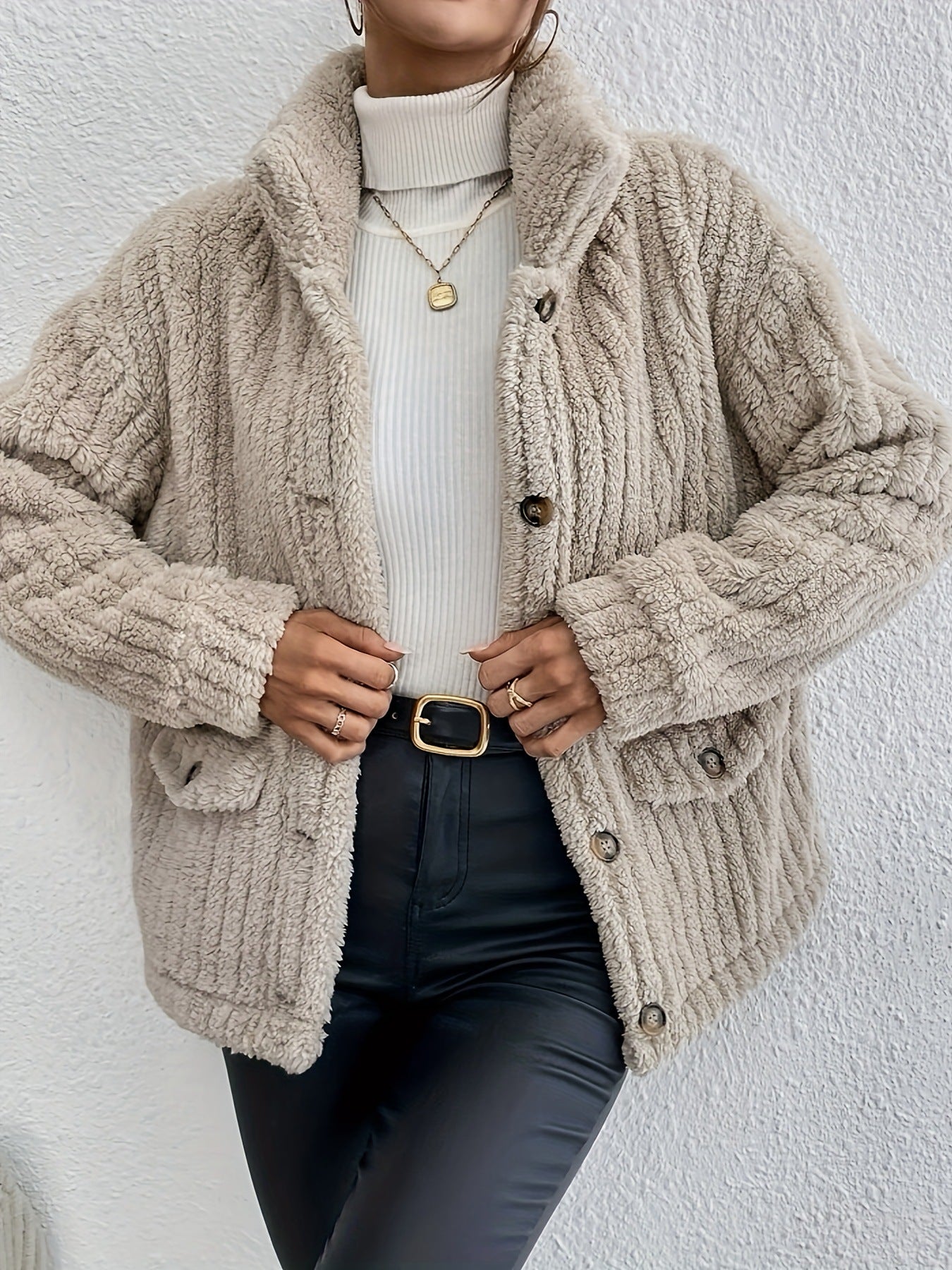 Women’s Jacket – Velvet Finish – Oversized Fit – Button-Up with Front Pockets