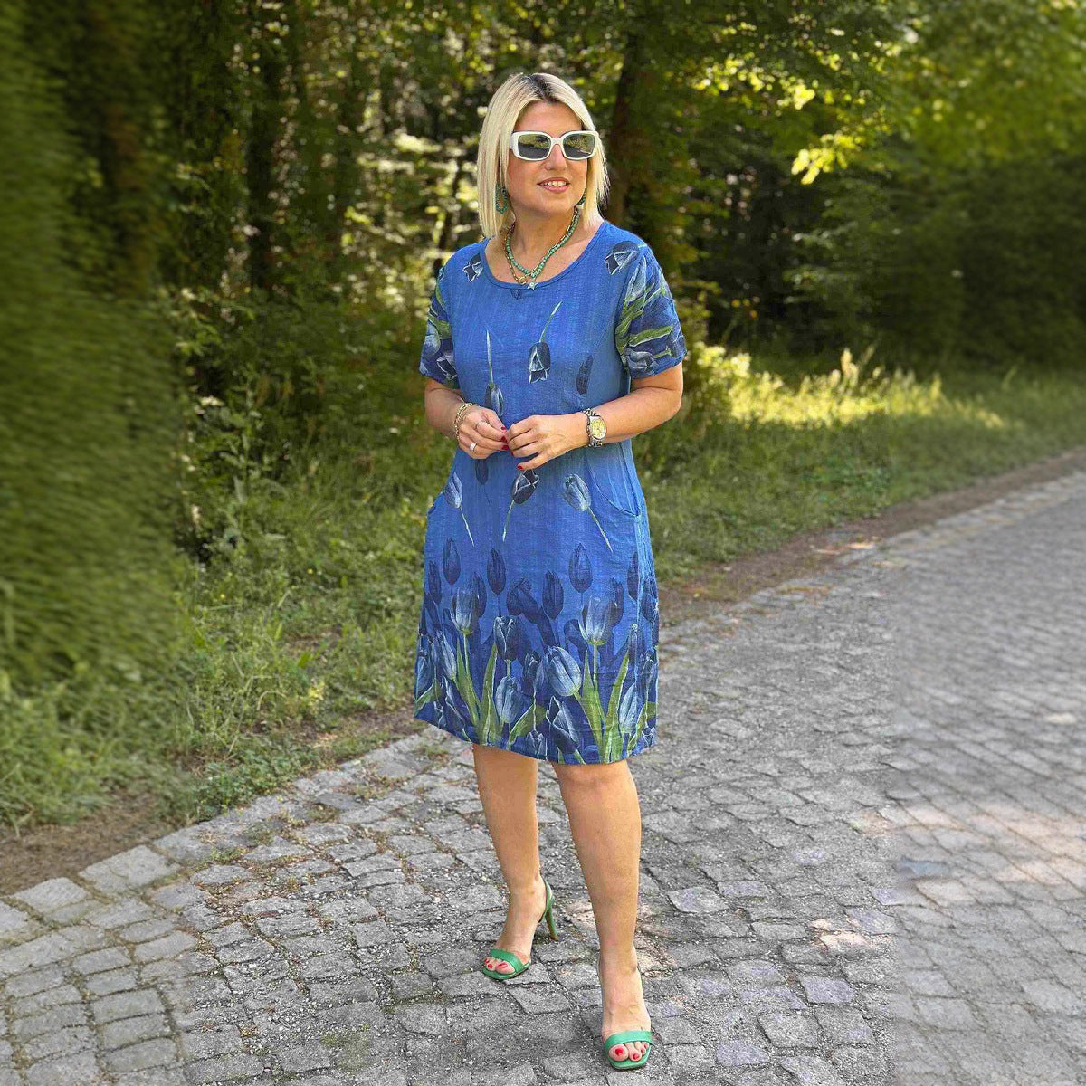 Women’s A-Line Dress – Floral Print – Short Sleeve Cotton – Midi Length – Side Pockets