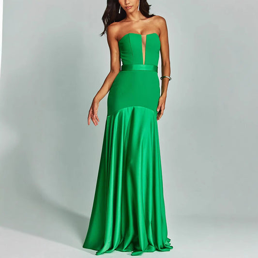Women’s Strapless Gown – Satin Finish – Slim Fit – Plunging Neckline – Floor Length