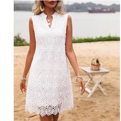 Women’s Mini Dress – Geometric Lace – Straight Fit – Sleeveless V-Neck – Scalloped Hem