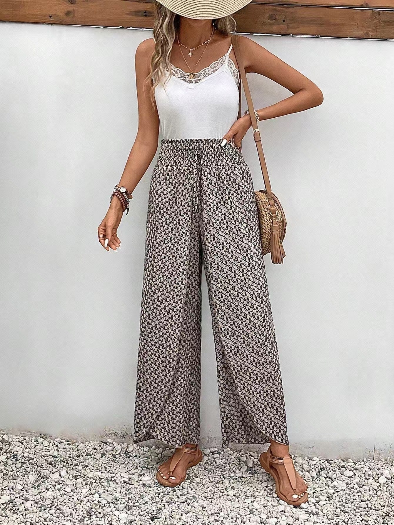 Women’s Wide-Leg Skirt Pants – Relaxed Fit – Floral Print – Side Slits – Breathable Blend