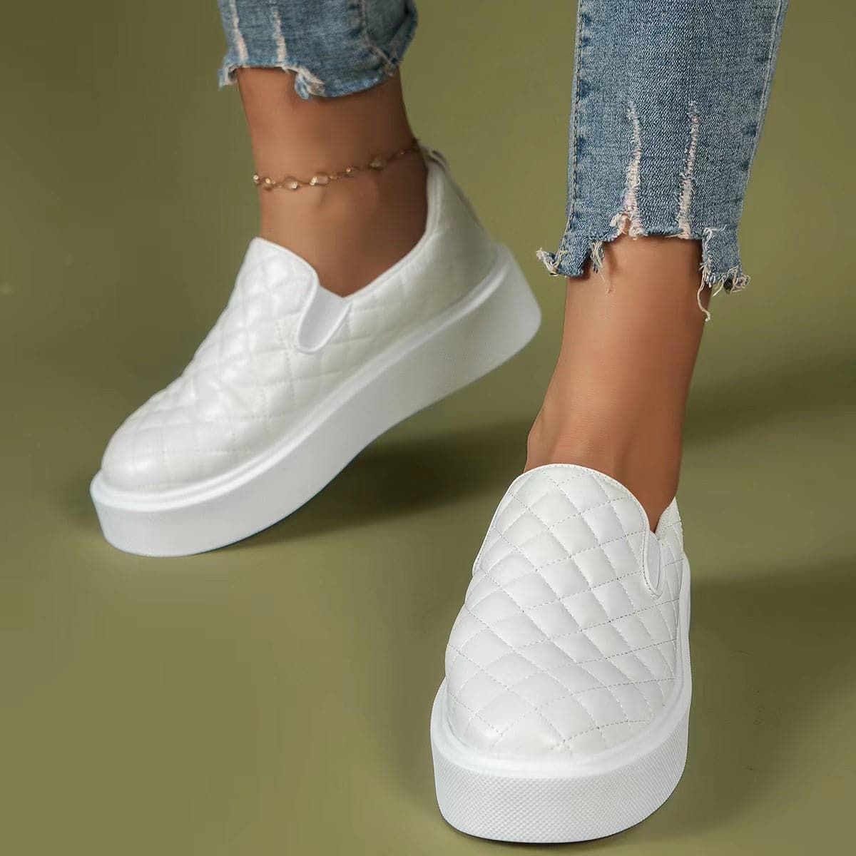 Women’s Slip-On Sneakers – Quilted Upper – Elastic Sides – Platform Sole Comfort