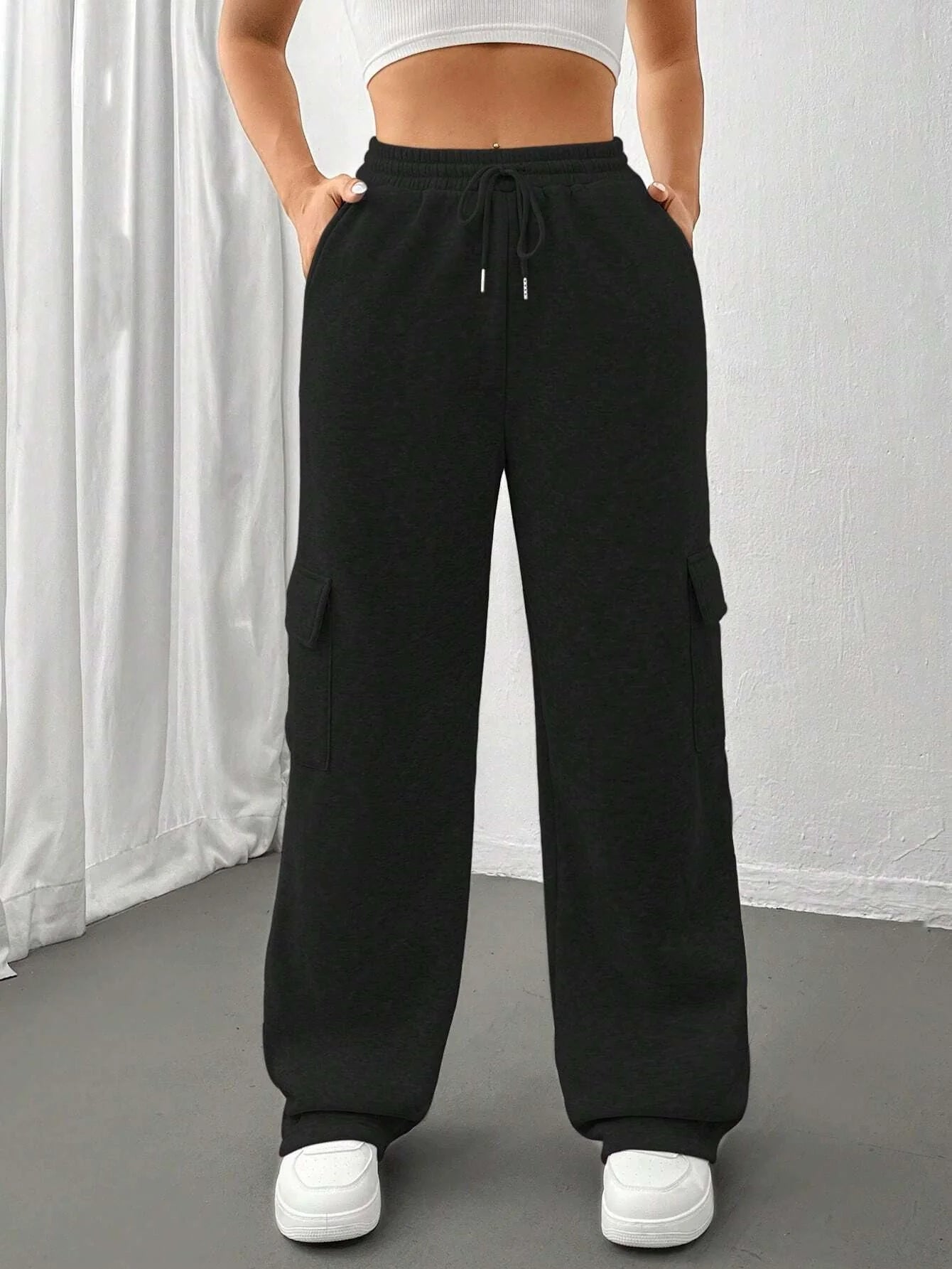 Women’s Cargo Sweatpants – Relaxed Fit – Wide Leg – High Waist – Drawstring