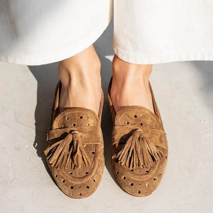 Women’s Loafers – Suede Finish – Chunky Heel – Perforated – Tassel Detail