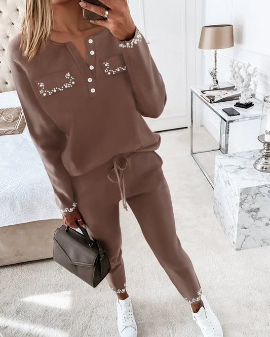 Women’s Two-Piece Set – Knit Blend – Relaxed Fit Henley Top – Tapered Drawstring Pants