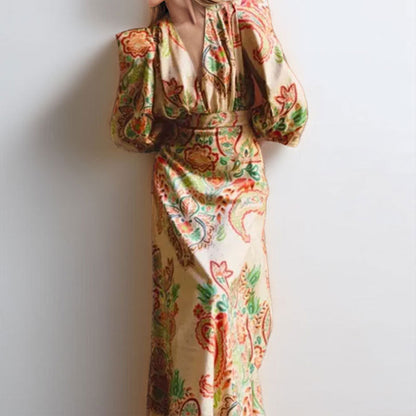 Women’s A-Line Dress – Full Length – V-Neck – Long Sleeve – Paisley Pattern