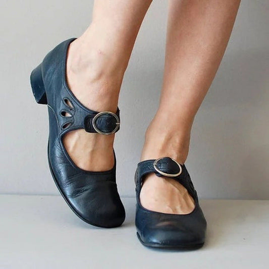 Women’s Dress Shoes – Low Heel – Buckled Strap – Rounded Toe – Retro Cut-Out Design