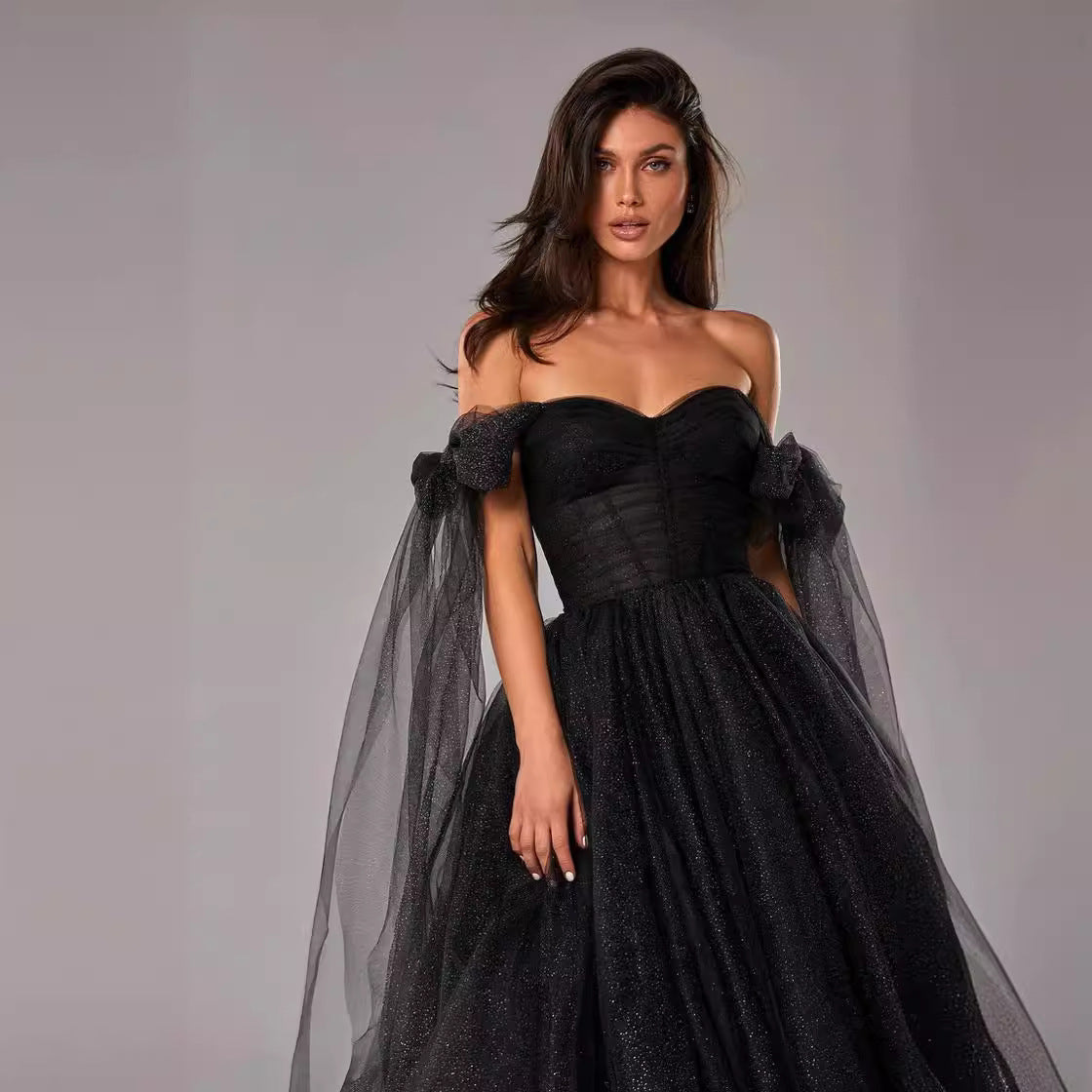 Women’s Evening Dress – A-Line Silhouette – Sheer Overlay – Backless – Fitted Bodice