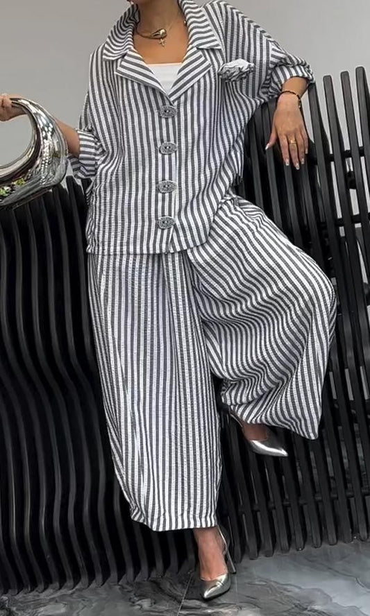 Women’s Two-Piece Set – Relaxed Fit – Cotton Blend – Striped – Notched Lapel – Button Front