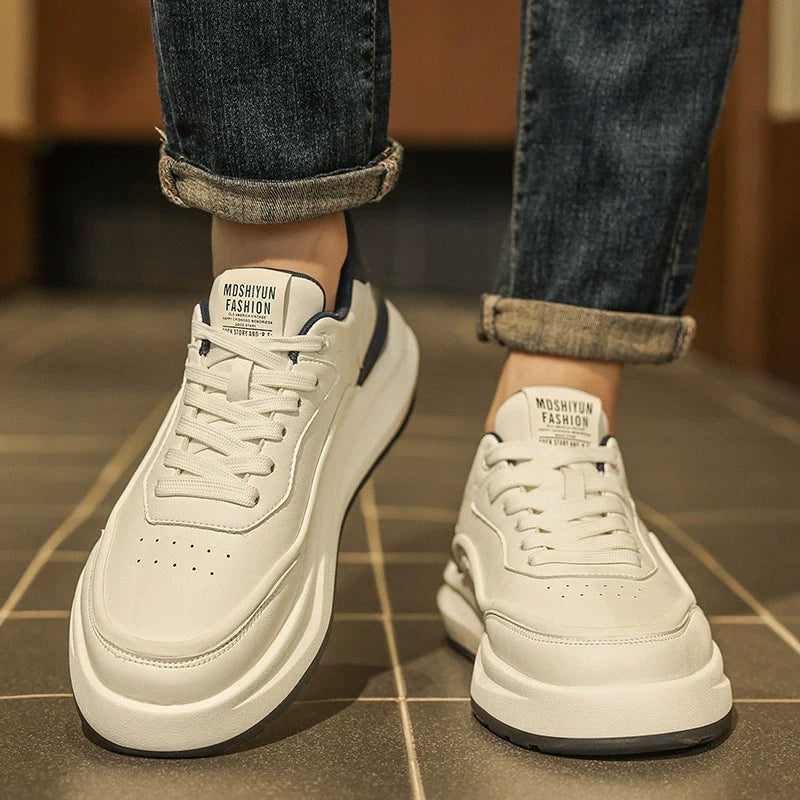 Men’s Low-Top Sneakers – Streamlined Fit – Quilted Detail – Thick Cushioned Sole