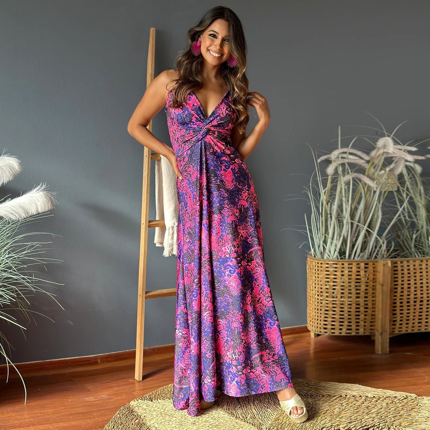 Women’s Maxi Dress – Sleeveless V-Neck – Twist Front – A-Line – Printed Pattern